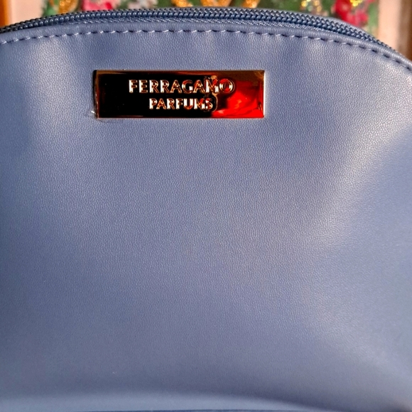 Salvatore Ferragamo for Turkish Airlines Business Class Toiletry Bag - Picture 3 of 14